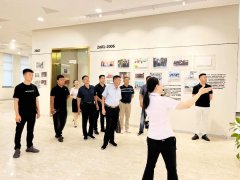 <b>参观交流，赋能成长</b>