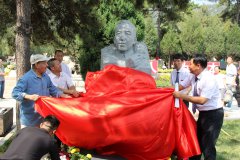 赵树理：中国现代文学史上的璀璨星辰